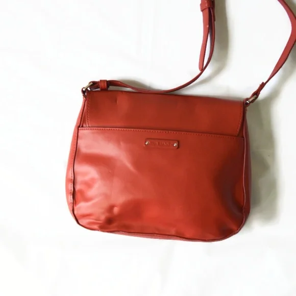 Disney Mickey Mouse Laser Cut Icon Red Crossbody Bag by Very Bradley - Picture 7 of 12